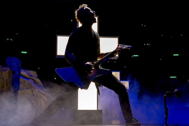 BookOfMetallicA tweet picture