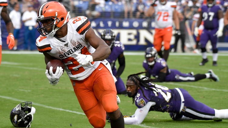 karnsies817's tweet photo. Browns Twitter! Which team would you enjoy sweeping 2-0 more this season?
Like for the steelers.
Retweet for the ravens. https://t.co/5Cmi6i63SX