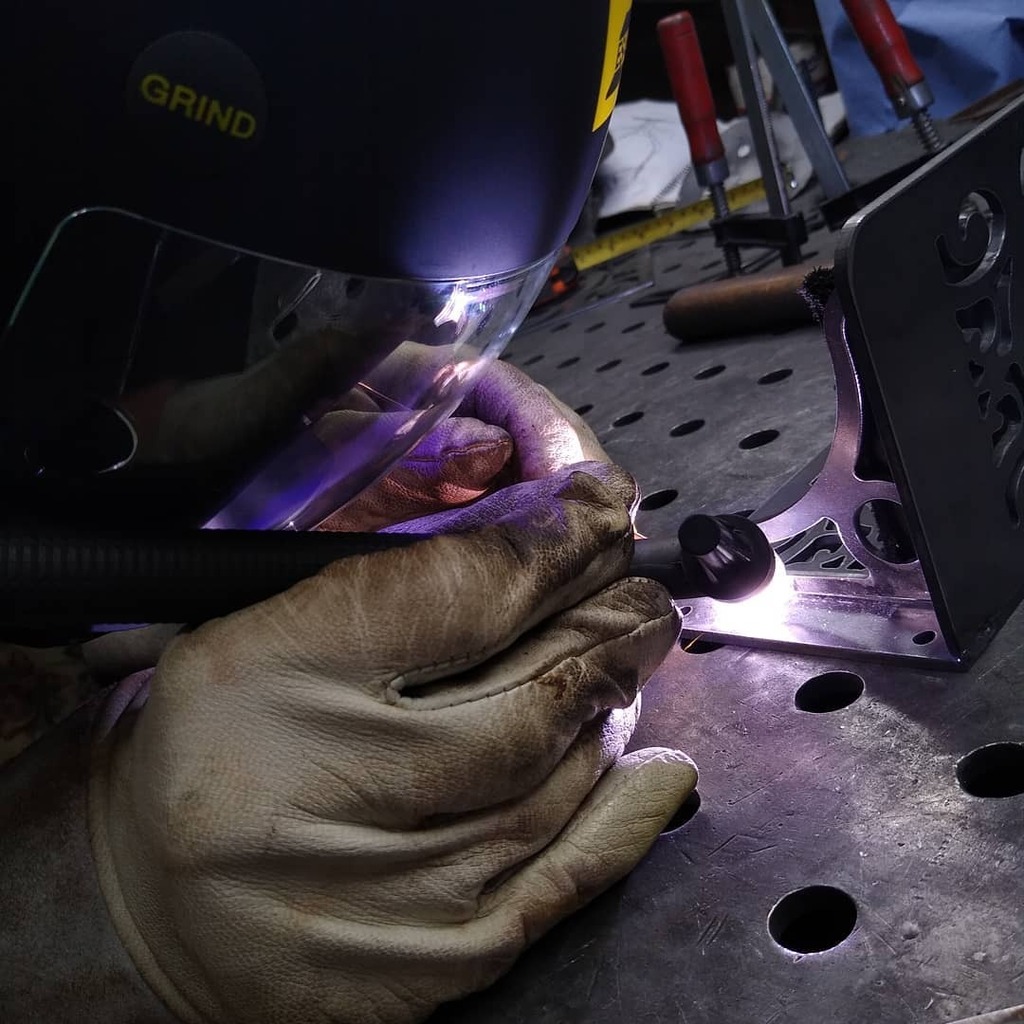 Happy Monday whatever you may be doing!
#monday #tig #tigwelding #fabricator #fabricationlife #welding #cncmetalcutting #cncplasma #narrowboatlife #narrowboat #interiorart #interiorandhome #industrialdesign instagr.am/p/CDbJsj0jSA3/