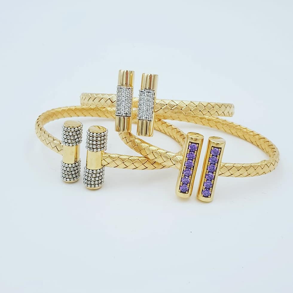 kumasicitymall's tweet photo. Get these amazing jewelry from The Velvet Box Kumasi City Mall shop adjacent Shoprite Ghana at amazing discount prices! #KumasiCityMall #Strongertogether #VelvetBox #Jewelry https://t.co/GXLekgUERK