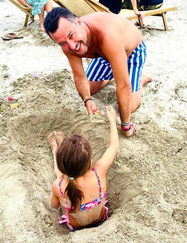 Matteo Salvini tweet media