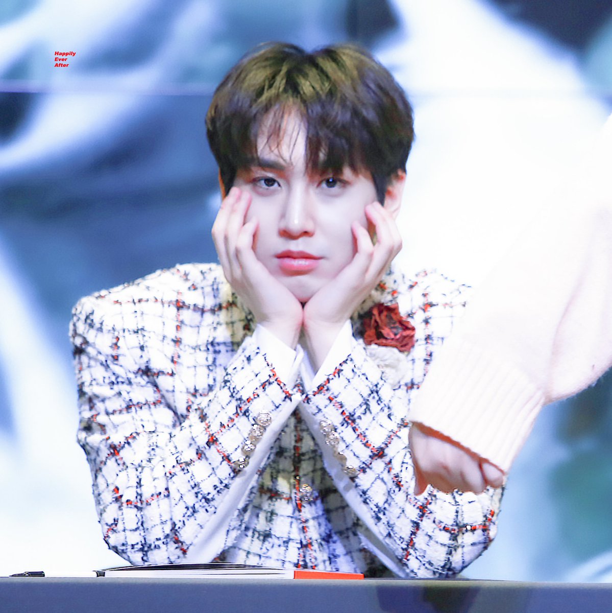 HEA_forsw's tweet photo. 200222

내가 아는 토끼중에
제일 최고 토끼는 고토끼🐰👍🏻

#PENTAGON #SHINWON      
#펜타곤 #신원 #고신원 https://t.co/OG77Ia8Gaa
