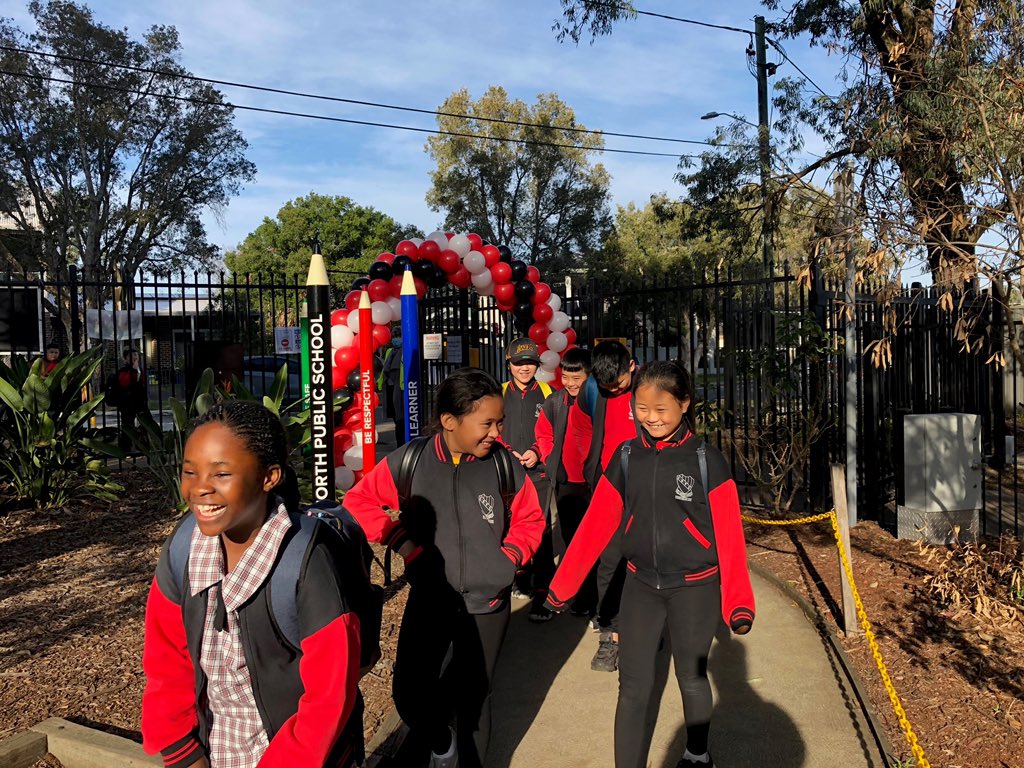 A great start to #EdWeek20 at Villawood North PS. Students were greeted at both gates with giant balloon arches. During break times students had the chance to match the teachers with their baby photos and every class participated in a virtual excursion. #dayone #learningtogether