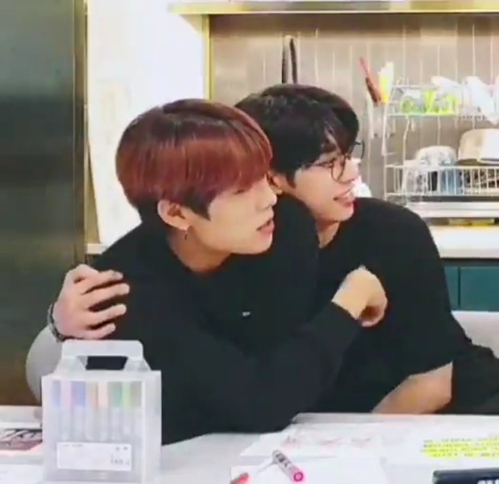 Forever_Chamsae's tweet photo. So, is today ChamDong day? π³π
#AB6IX #κΉλν #KimDonghyun #λ°μ°μ§ #ParkWoojin #ChamDong https://t.co/kXI87rPDlC