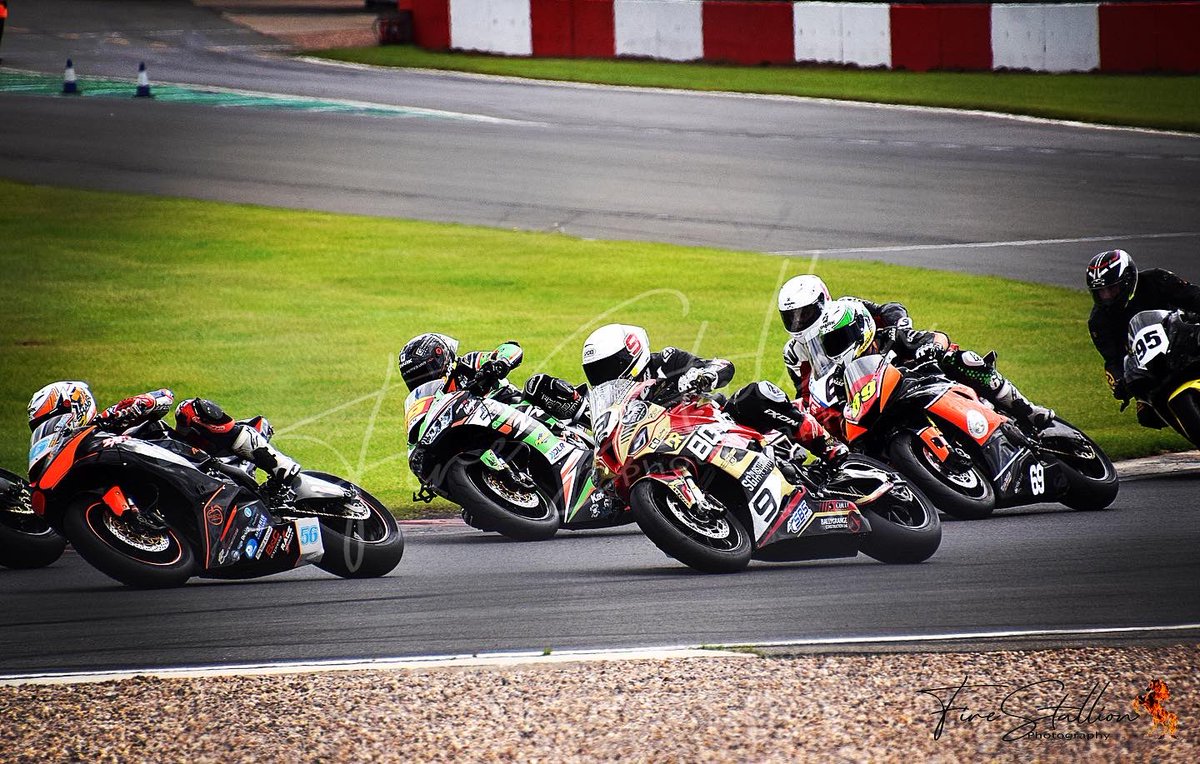 FireStallion666's tweet photo. .. @Talbot19Joe #jacknixon @CharlieAtkins09 #barrygraham #rhysirwin #maxstainton #doningtonpark @thundersportgb #bikeracing #firestallionphotography https://t.co/27ewFFzd0h