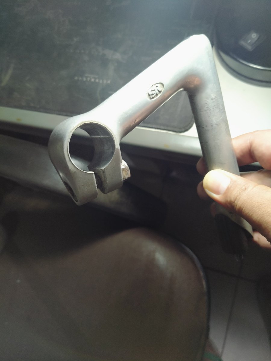datangpagi's tweet photo. WTS stem SR Japan 100mm dan dropbar Sakae Japan #fnfjb https://t.co/2PjV9UwDAr