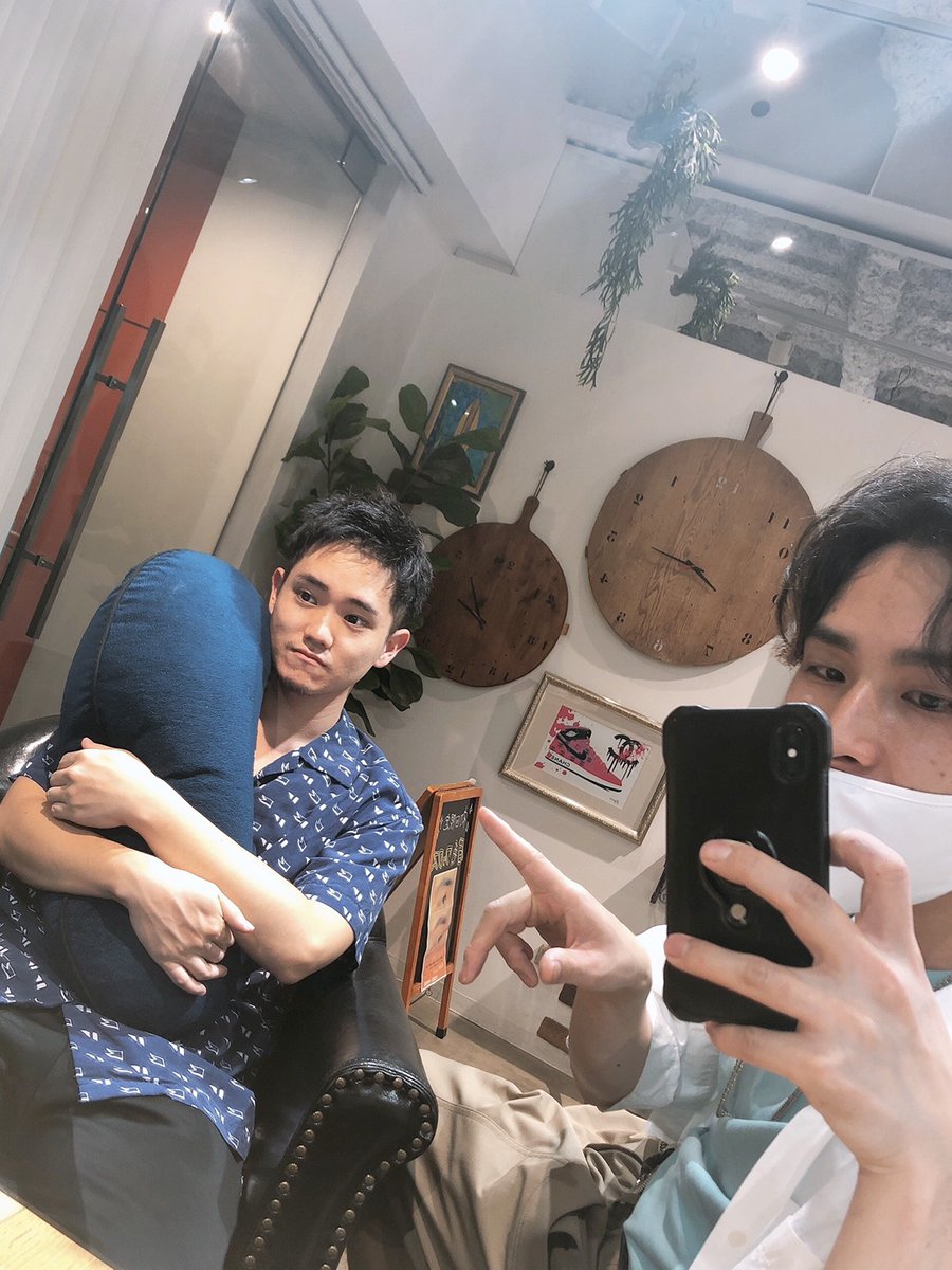 hmsm0211's tweet photo. 仕事終わり急遽切ってもらった！ありがとう！！ https://t.co/b1uqlAH8eM