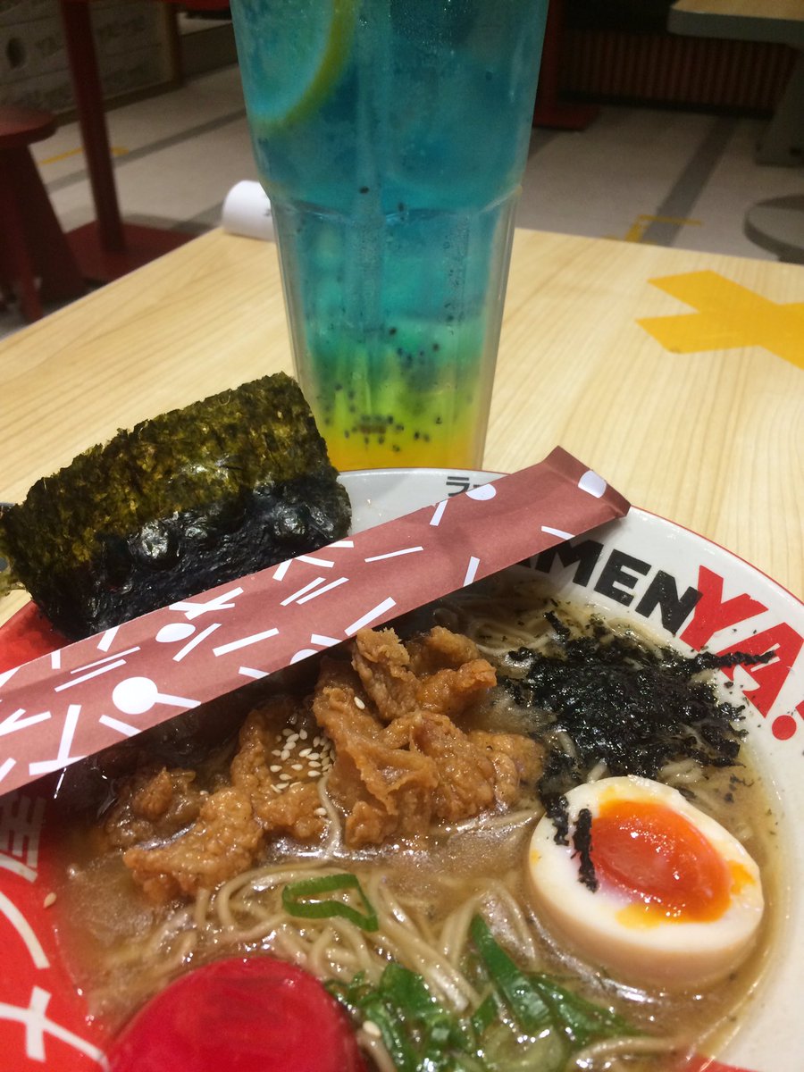 lilealele's tweet photo. Setelah sekian abad ga makan ramen 🤤 https://t.co/kLdolKMcaV