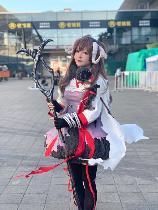 Twitterのコスプレ画像16