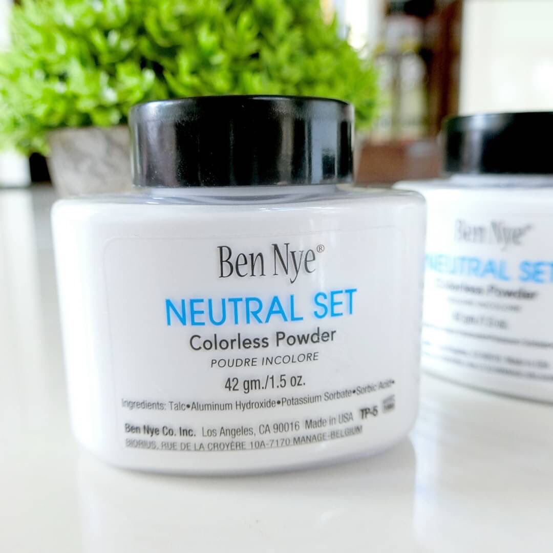 MakeMeBeau_C's tweet photo. Ben Nye  Neutral Set Colorless Powder 42g 

ราคาขาย 380.-
ค่าส่ง 50

#แป้งเบนไนท์ #แป้งเบนนาย #แป้งเบนเน่ #bennye #bennyeneutralset #bennyemakeup #bennyecosmetics #bennyeneutralsetpowder #bennyeneutralsetcolorlesspowder #bennyeneutralsetcolorlesspowder https://t.co/a7S3uZX4TP