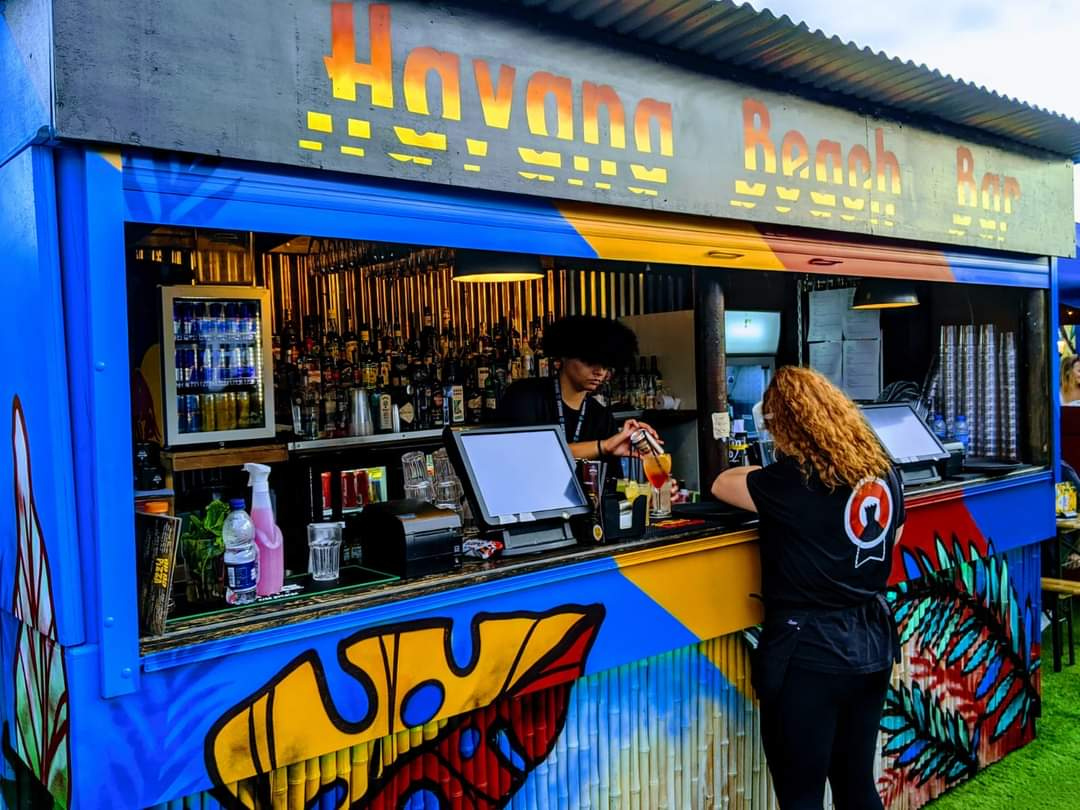 Summerized_s's tweet photo. ๐
22.08 Brixton Day Party
๐ @Pow_London
๐ Unlimited grooves
๐Great food
๐นAmazing drinks
Booth bookings on sale now
๐ซ https://t.co/ZuJshpRUG7
#LetsGetSummerized #SummerizedSessions #POWBrixton #RoftopParty #DayParty #Brunch #HouseMusic #Brixton https://t.co/GSXfrnj5nn