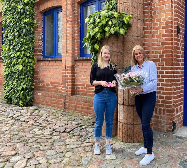 Somacos's tweet photo. #SOMACOS - Erfolgreicher Abschluss der #Ausbildung

Erfahren Sie hier mehr: https://t.co/CEPwVDMrQC

#Ausbildungsende #erfolgreicherAbschluss #KauffrauBüromanagement #Salzwedel https://t.co/v9mBiRCODP