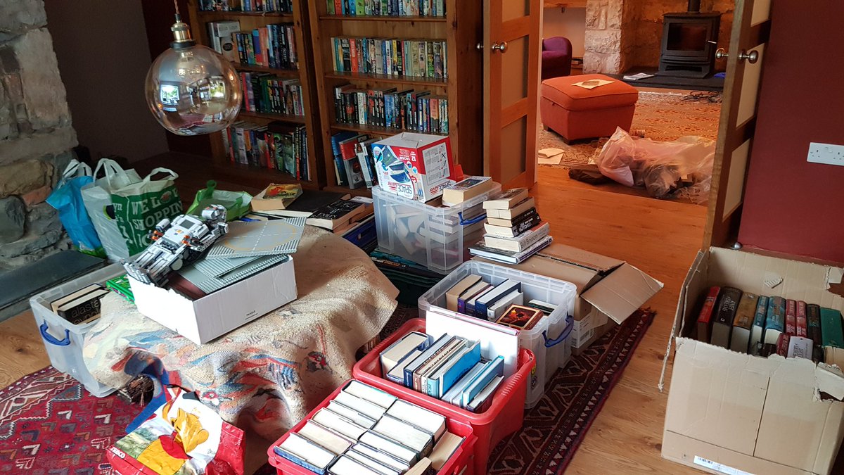demonpengu's tweet photo. Damn.  Need more book cases! https://t.co/k96oHd0SBR
