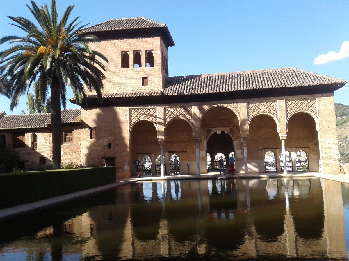 HassaneTraveler's tweet photo. Jardines y paseos del Conjunto Monumental de la @alhambracultura :
#Alhambra #PaseodelosCipreses #Secano #JardinesdeSanFrancisco.
#LaAlcazaba
#ElPartal #PórticodelPalacio #Rauda #PalaciodeYusufIII #PaseodelasTorres
#Generalife #JardinesBajos.
#LunesPatrimonio
#VuelveALaAlhambra https://t.co/2bsgXiUsKo