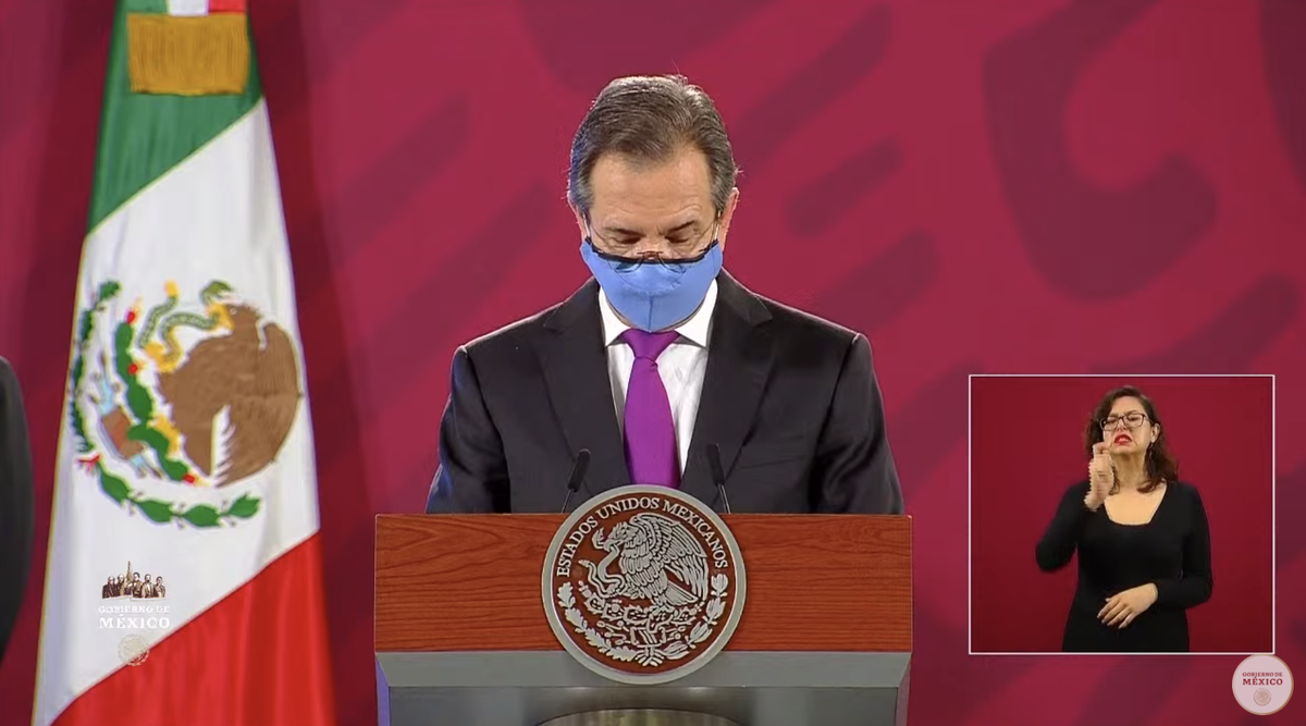 MVSNoticias's tweet image. "En México, las clases presenciales sólo se darán con semáforo verde; es una decisión de las autoridades salud, en favor del bienestar de todos nosotros", informa el secretario de Educación Pública, @emoctezumab.

#EnVivo