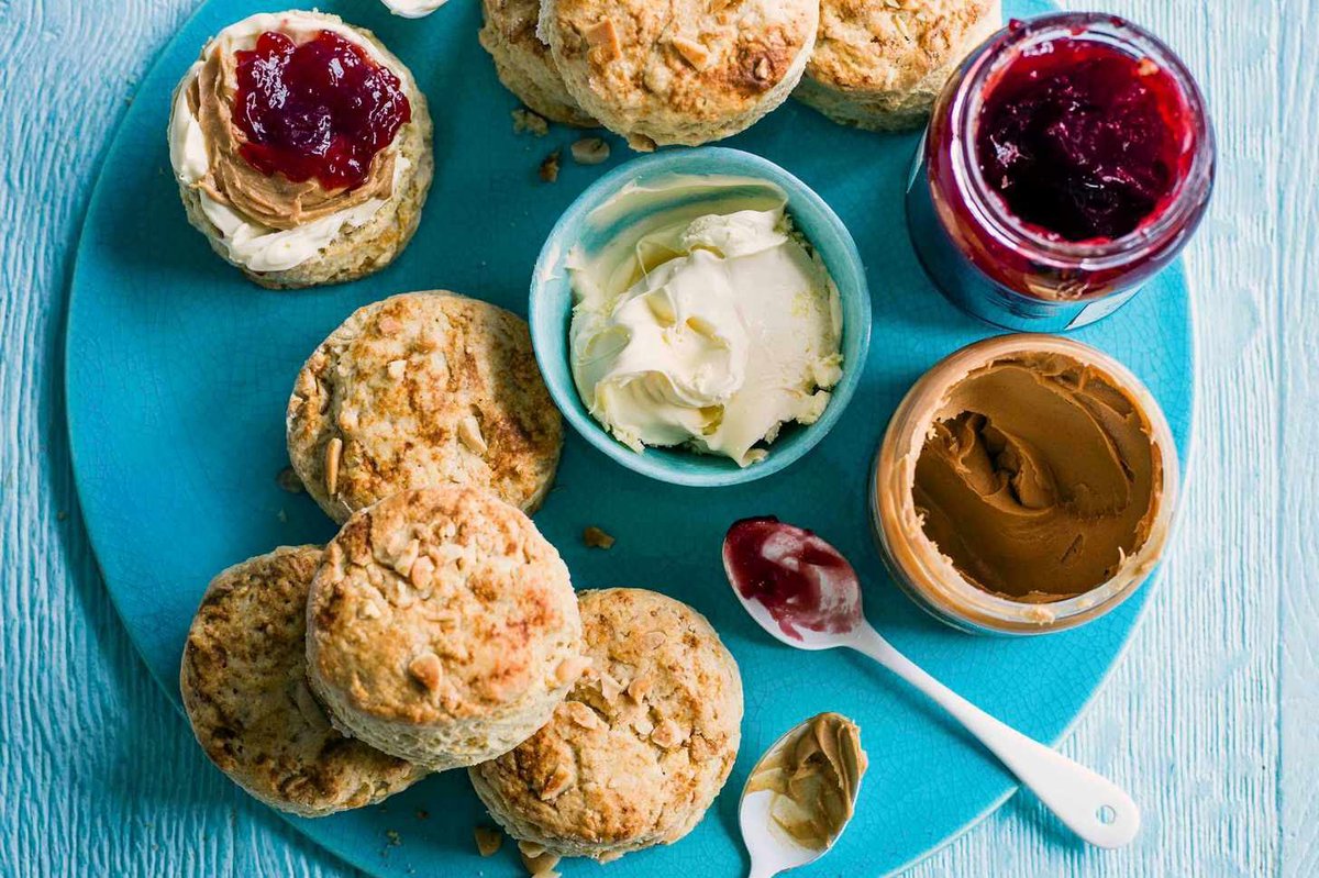 Adeetech1's tweet photo. Peanut butter and jelly is a classic American flavour combination. This combination is sure to be my favourite.

Xoxo
A 💋

#cookielover #cooking #cookingathome #homemade #sweets #chocolate #bakinglove #bakingtherapy #bakingtime #bakingwithlove #adeetech https://t.co/3ENqxs3Zbg