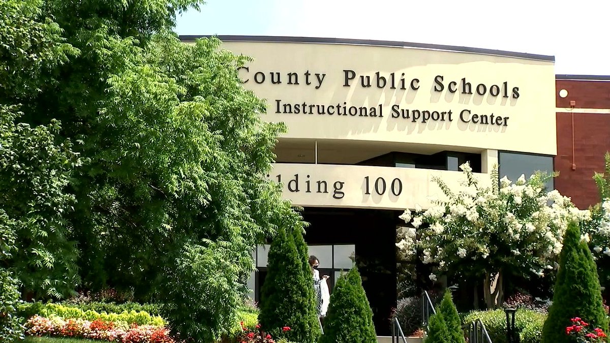 wsbtv's tweet photo. Hundreds of Gwinnett school district employees sick ahead of 1st day of school, teachers say: https://t.co/l4sVdkjzEk https://t.co/5gcq2cMazW