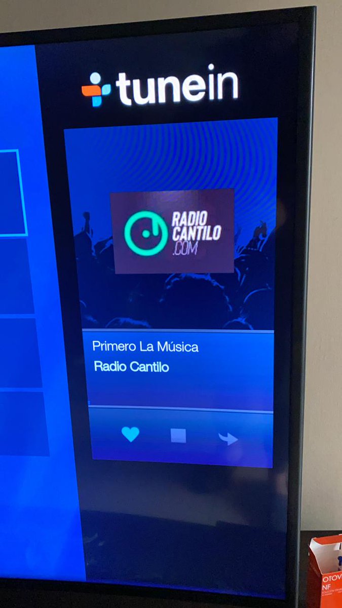 Comenzó el último acto dale prende la Radio , activa la aplicación,  y despediste con nosotros, reventamos los parlantes
#chaucantilo