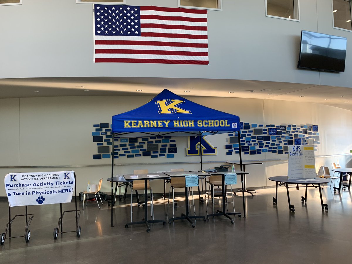 Loofe33's tweet photo. .@KearneyHigh back to school check-out process is today and tomorrow from 9 am - 5 pm in the cafe.  Please enter on the East side at door #3.  Huge TY to Mrs. Cline for helping organize and set up this event.  Well done! #gettingcloser https://t.co/SSSxsvOYI7