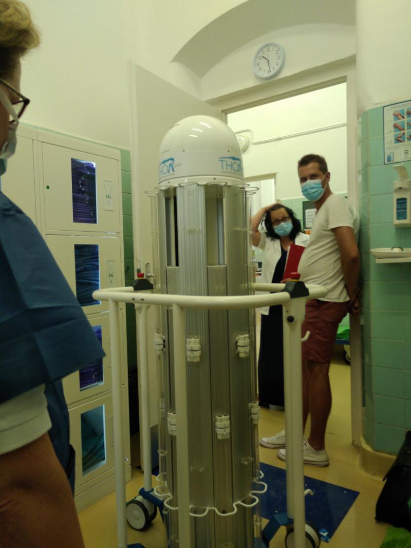 THOR UVC®, now in use in St John's hospital in Budapest, is proven to kill COVID-19 and can decontaminate the average patient room in less 13 minutes to ensure a safe environment for both their patients and staff. (Photo via dispomedic) #uvcrobot #disinfection #covid19