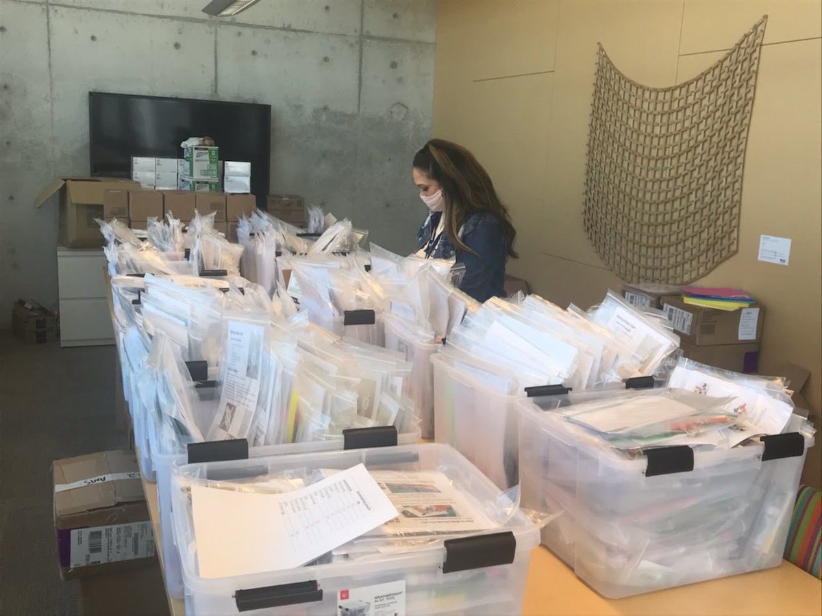 SDPublicLibrary's tweet image. Staff were at work getting these craft kits ready—thousands are being distributed at 8 @sdschools for Summer Meals. They’ll be ready at 11 a.m., right in time for lunch! Ready for #LunchattheLibrary ? #mysdpl @CAStateLibrary @USDANutrition