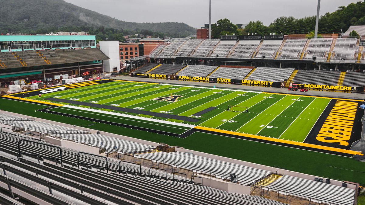 AppState_FB's tweet photo. 🗣 App! 🗣 State!

#GoApp https://t.co/J9FvcULTHl