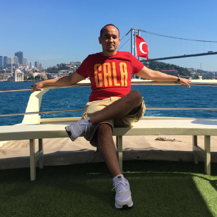 Come hangout with me on #BIGOLIVE bigo.tv/sid/2506217891…