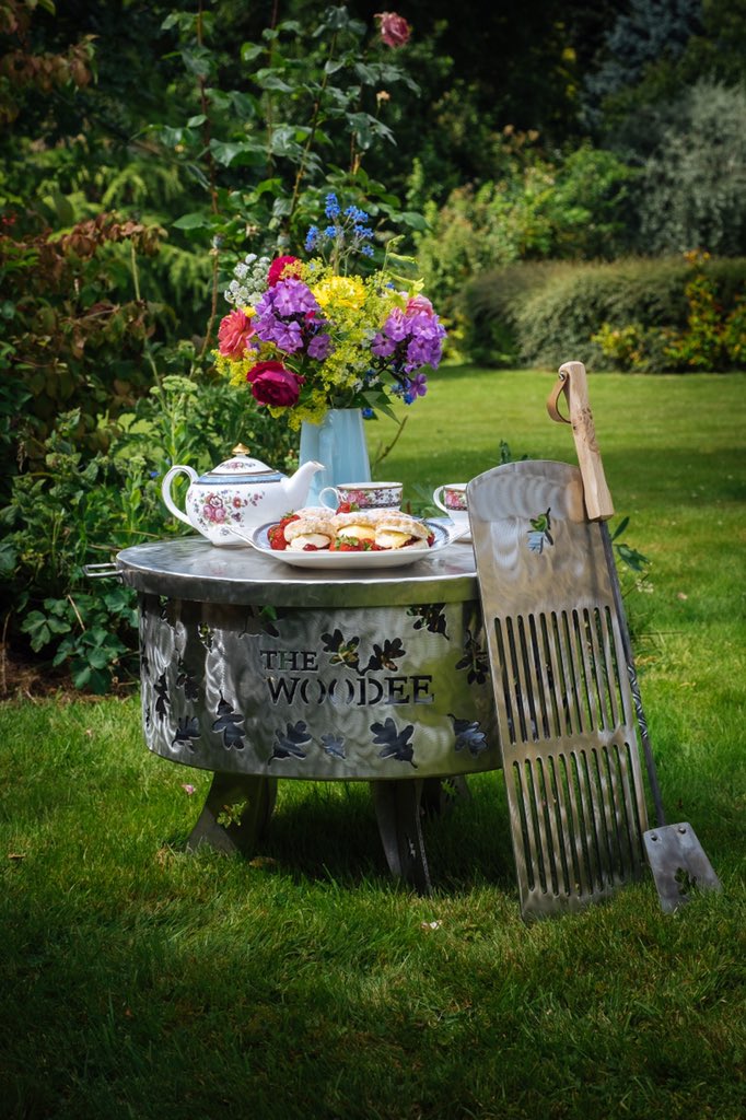 The Woodee tweet media