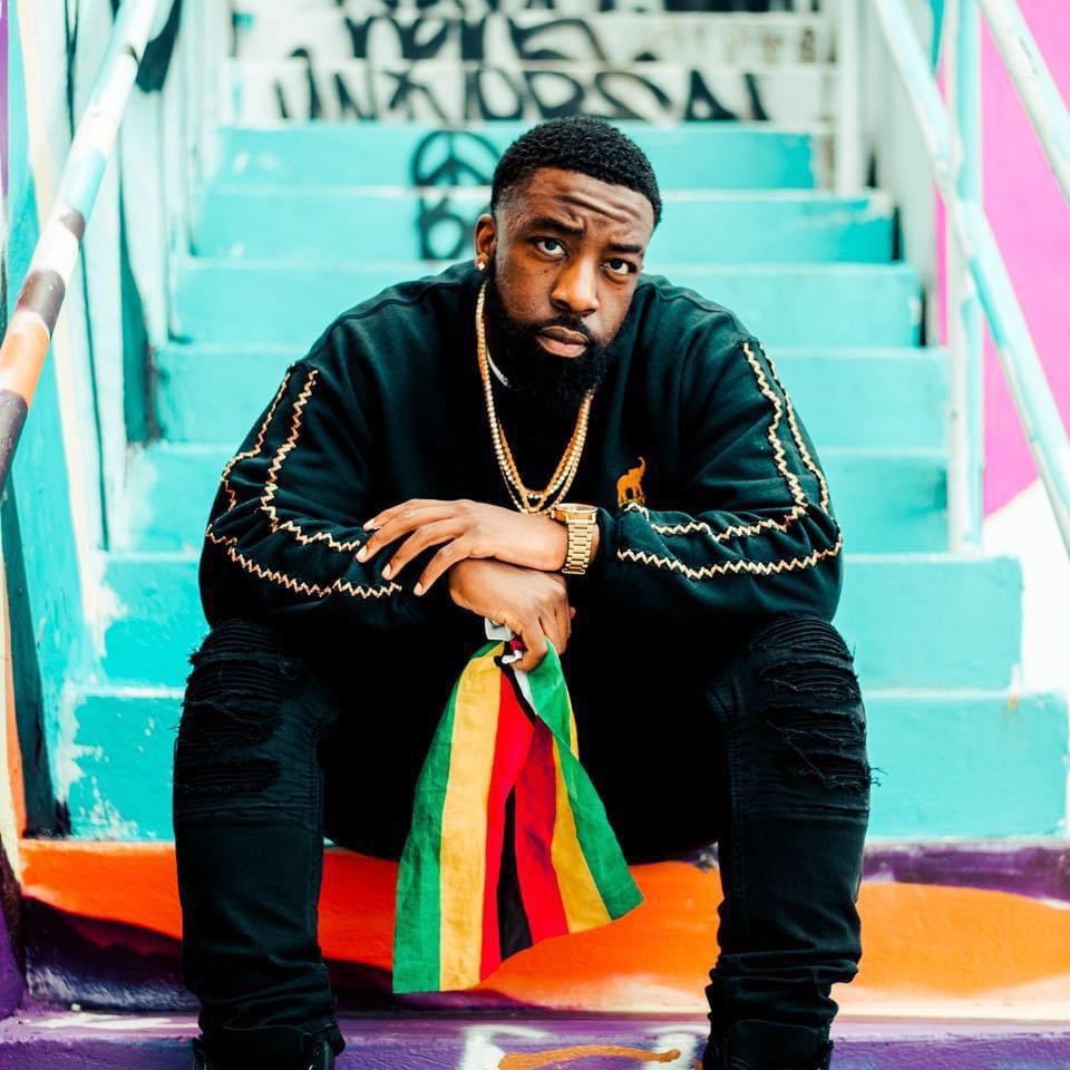 kapcityhq's tweet image. I stand in solidarity with my people, the people of Zimbabwe during these dark times. Urging the whole hip hop community in Zimbabwe and Africa at large to join the movement. We are the voices!  #ZimbabweanLivesMatter 🇿🇼🇿🇼🇿🇼