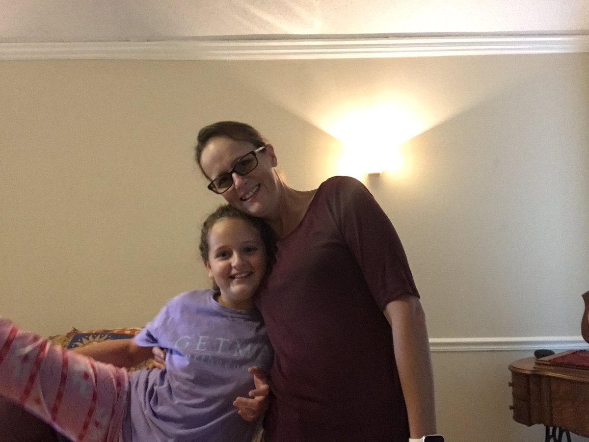 bella_tales's tweet photo. First day of 5th grade with my new teacher! 

#homeschool #actress #childactor #thisis10 #bellatales #5thgrade

And lastly for mom #prayforus! https://t.co/I82TjEchLW