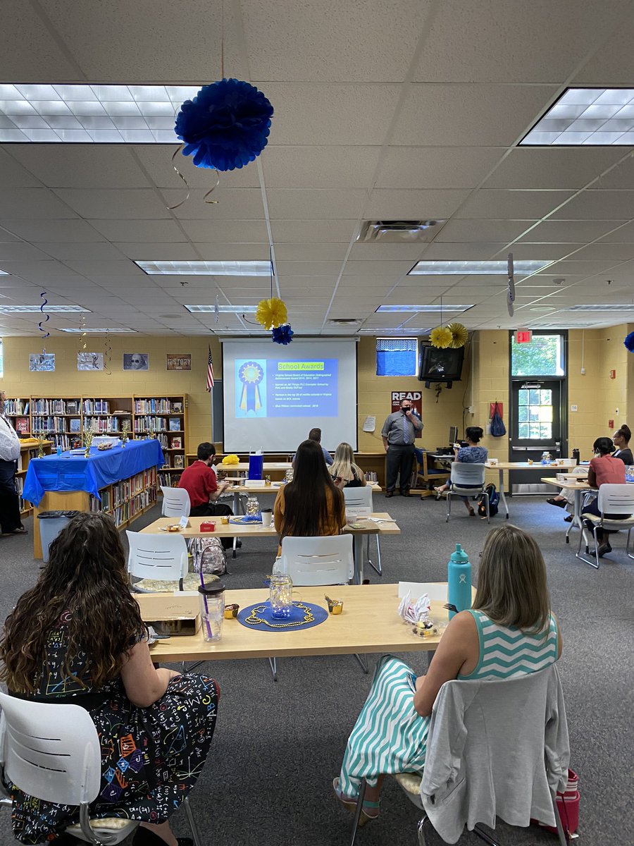 Welcome to our newest Jag Teachers! #ThompsonJags <a href="/SCPSchools/">Stafford Schools</a>