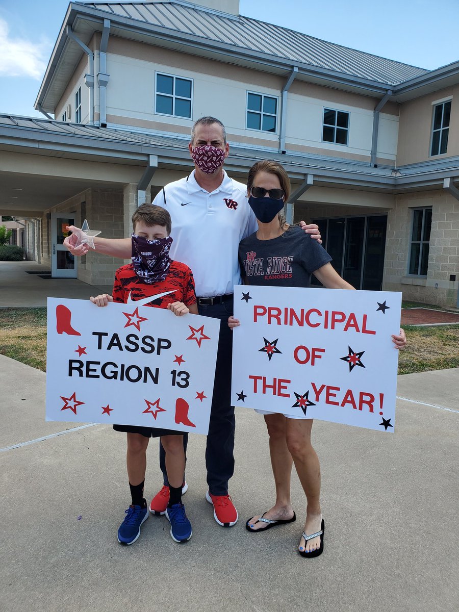 EllisonBryon's tweet photo. Look who is the Texas Association of Secondary School Principals HS Principal of the Year. That's right, Mr. Johnson. Well deserved! This is the greatest leader I have worked with. Please let him know how much you appreciate him and celebrate him when you see him! @VistaRidgeHS https://t.co/U2ixMPUvWO