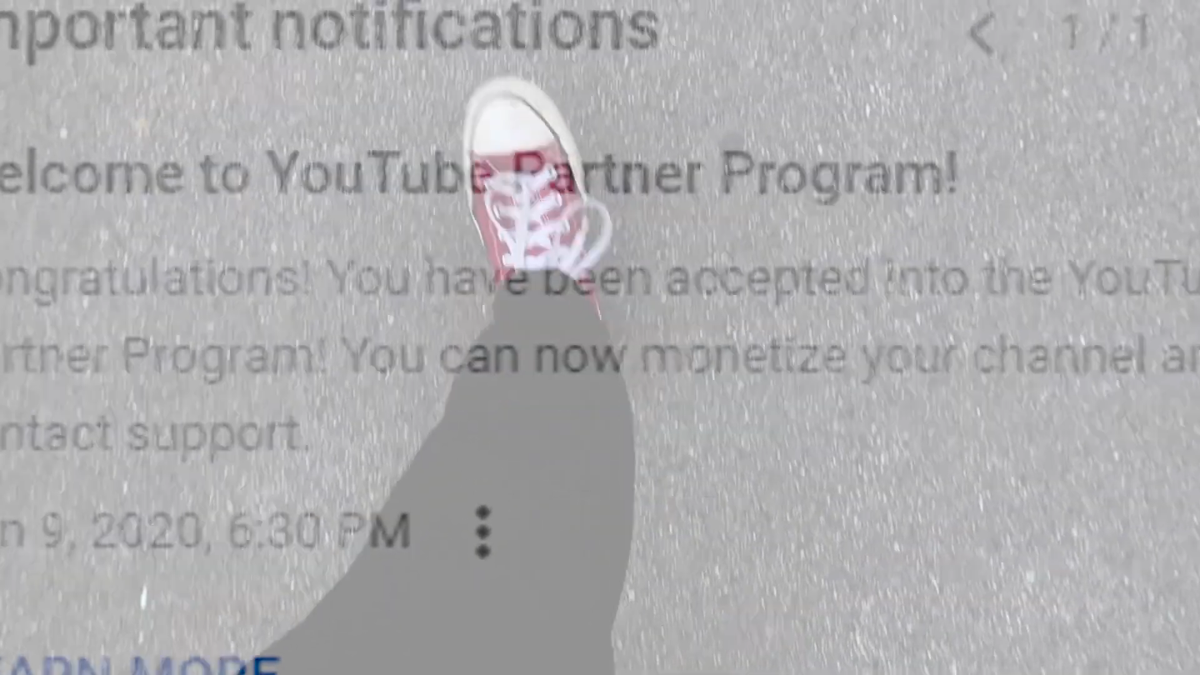 MichSciFi's tweet photo. I'M BACK ON YOUTUBE AND I'M MONETISED! I'M MONETISED GUYS! I'M MONETISED HOLY MOLY!

LADS DID YOU KNOW I WAS MONETISED HOLY SHIT YES I AM!

I'M FREAKING MONETISEDDDDDDDDDDDDDD!

#PositivityNotNegativity https://t.co/QpLqyWXcJn