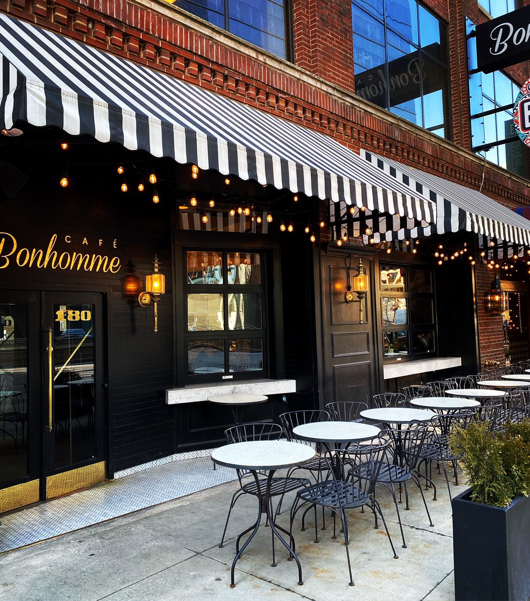 Just saying we miss you 💋