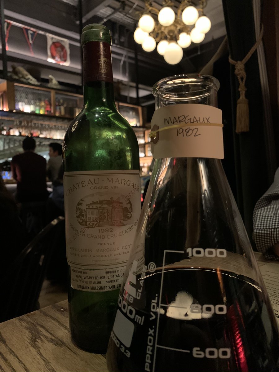 Berkeley_M's tweet image. love the flask decanters!