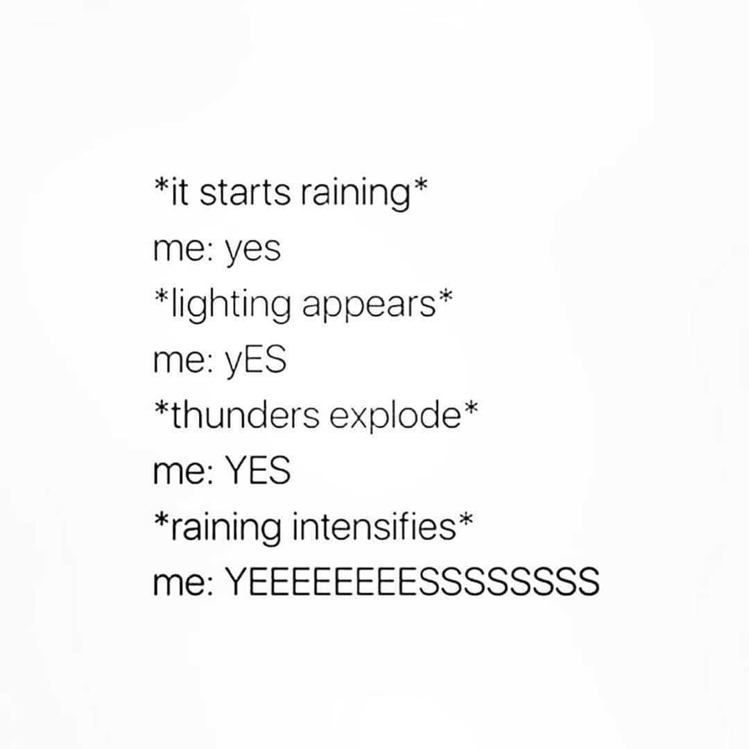 TheOfficialVV's tweet photo. I love a good storm⚡

#stormmeme #thundermeme #rainmeme #relatable #same #memequeen #memelord #relatablememe https://t.co/okMzHEpjoH