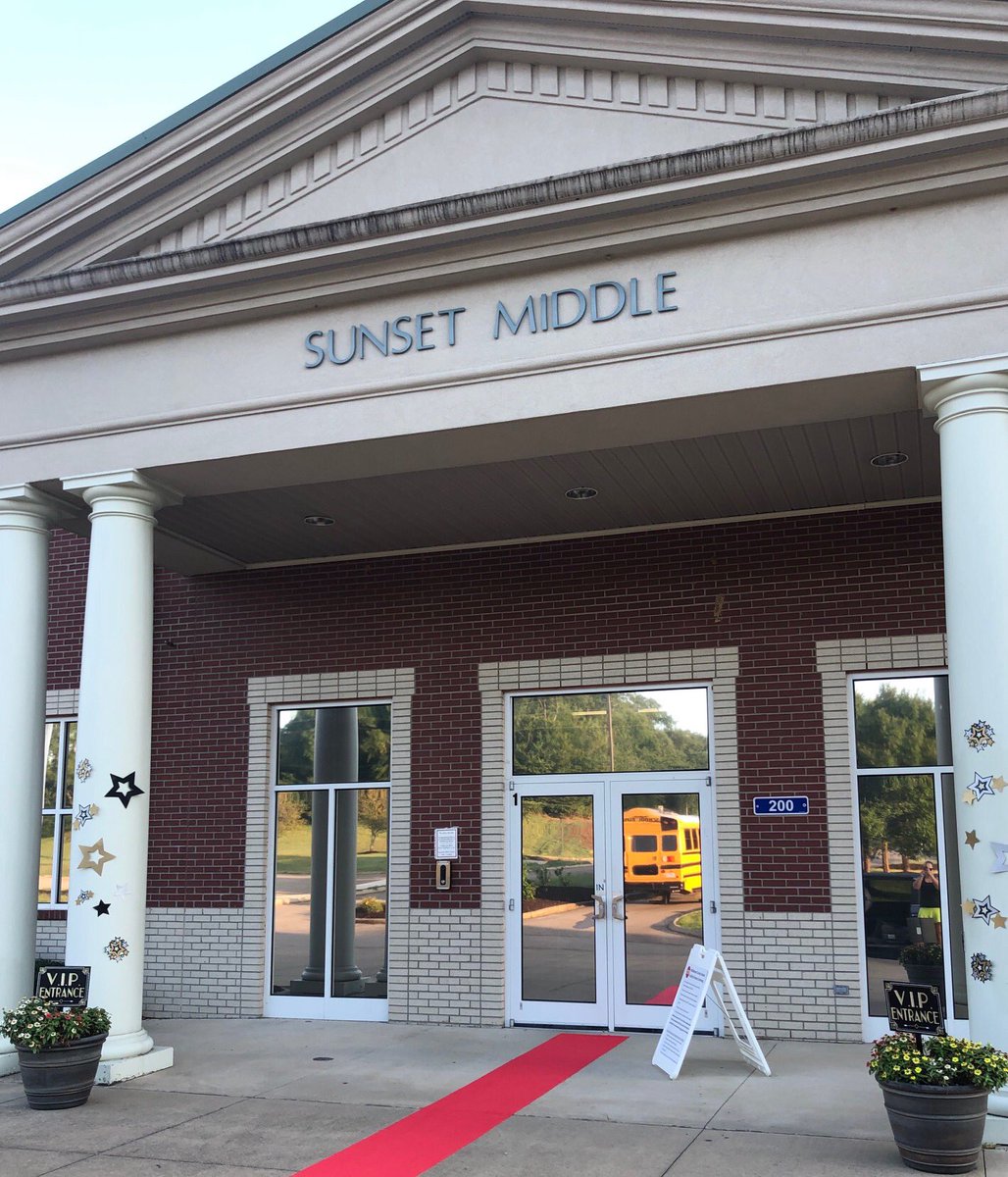 SMSSabersPTO's tweet photo. Although teachers and school staff have been working throughout the summer for this unique school year, today is their first official day of the 2020-2021 school year! We rolled out the red carpet for them and they will be receiving special gifts and treats throughout the week! https://t.co/G9mXDemVu4