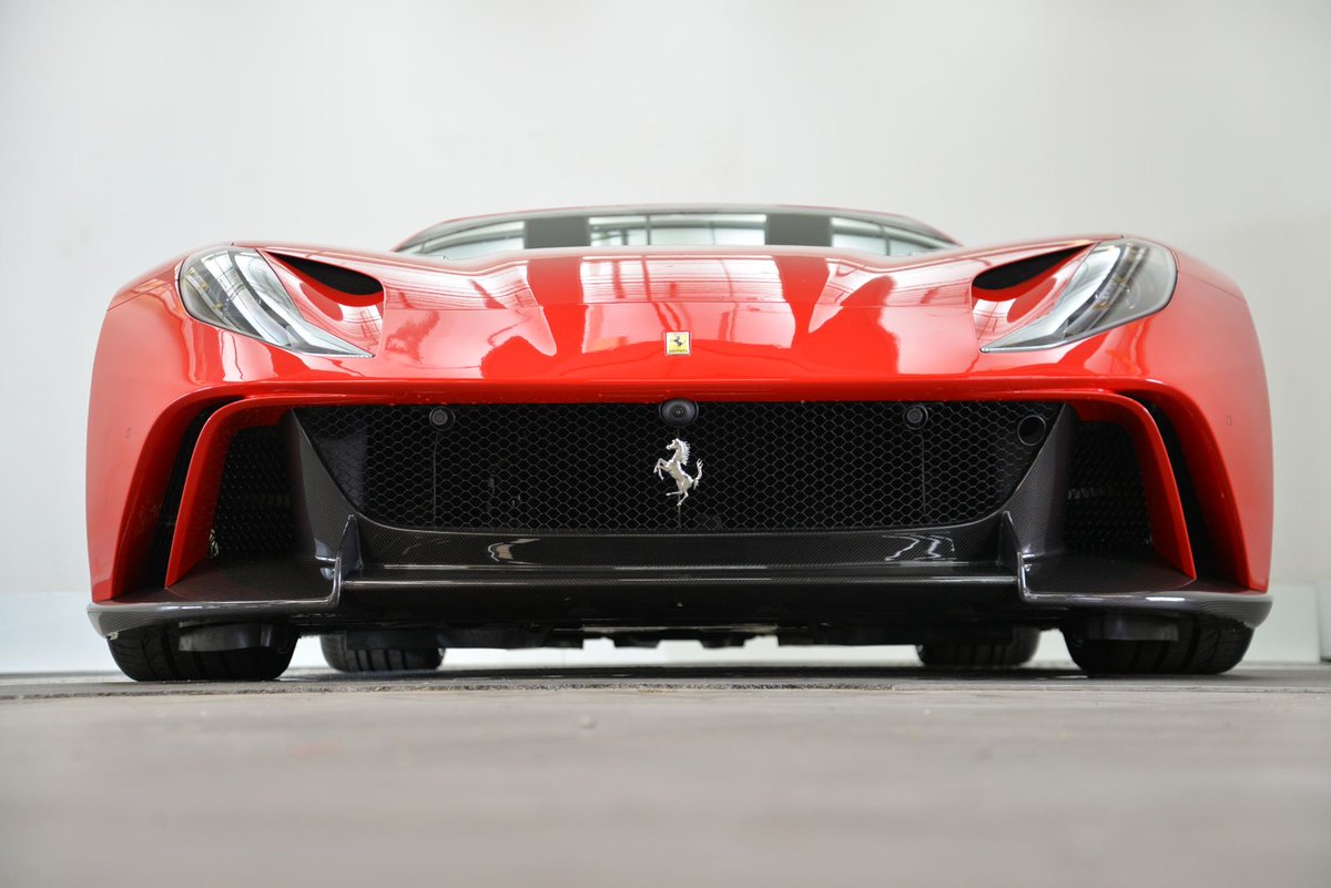 WellColl's tweet image. WellColl heeft een Ferrari 812 Superfast afgeleverd met een Novitec N-Largo wide body kit

#ferrari
#812superfast
#novitec
#supercars
#widebodykit
#madeinitaly