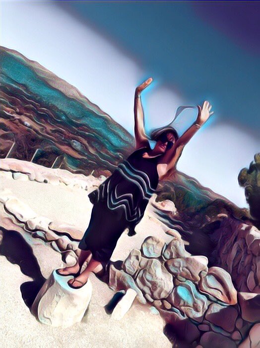 2sisterstrav's tweet photo. Chios❤️❤️❤️🧿 https://t.co/NGn2NEqKA9