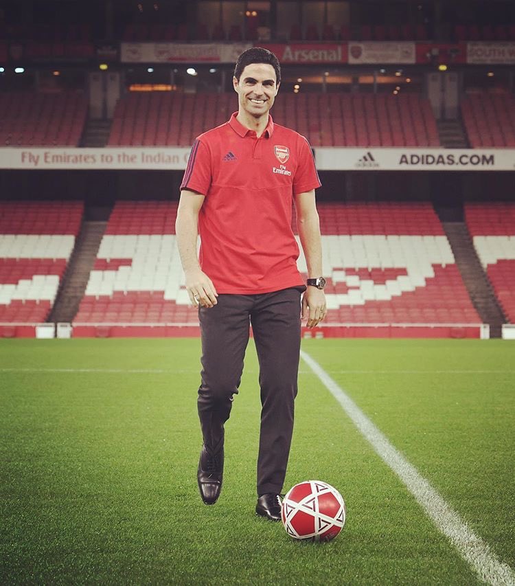 TransferNews's tweet photo. Mikel Arteta wants to switch to a 4-3-3 formation next season and is aiming to sign Thomas Partey, Coutinho and Willian. Arsenal want to tie down Aubameyang and Emi Martinez to new deals. [The Times] https://t.co/XoTnRHwJ9q