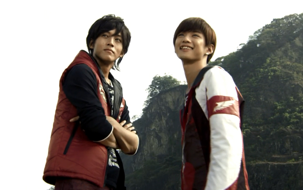 Maron 千葉君と桃李君の共演シリーズ 11年 天装戦隊ゴセイジャーvsシンケンジャー エピックon銀幕 天使と侍の友情が芽生えるところが微笑ましい 千葉雄大 松坂桃李 ゴセイジャー シンケンジャー