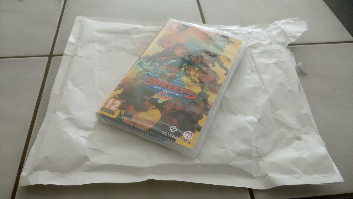 SwedishGamester's tweet image. When I stood in line waiting for my turn I re-read the #text from the #PostalService and saw I was at a completely wrong #ServicePoint! 😫 So I had to walk to the right place for picking up the #package. When I got it I didn&apos;t understand why it wasn&apos;t delivered in the #mail... 😕