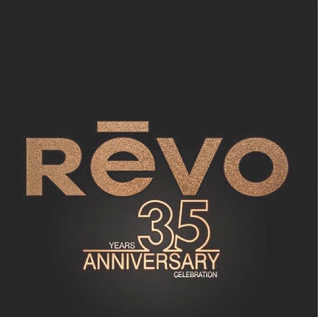 AlexPaone1's tweet photo. #revo35 #anniversary #sunglasses #polar #lenses @NASA #technology by @RevoSunglasses @menrad_it @FapiEyeworld https://t.co/8BGbehVMu8