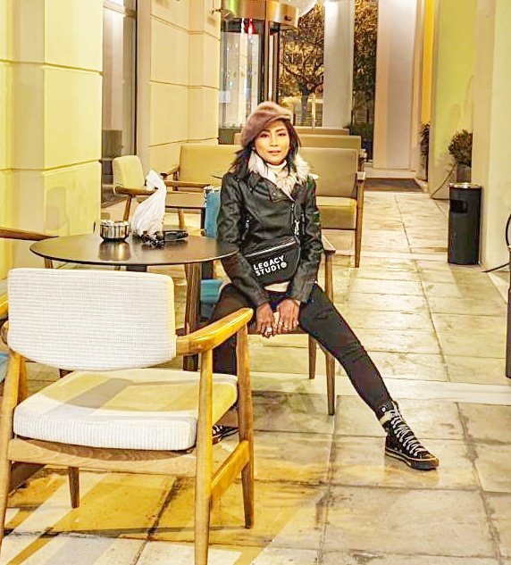 Aum64607522's tweet image. #คิดถึงทริปSantorini

...เราไม่ได้วิ่งตามหาชีวิตที่หรูหรา.....
...แค่เราตามหา...ชีวิตที่มีความสุข...
ขอบคุณทุกกำลังใจให้เราตลอดมา...

#SantoriniTrip
#RebornAcademy