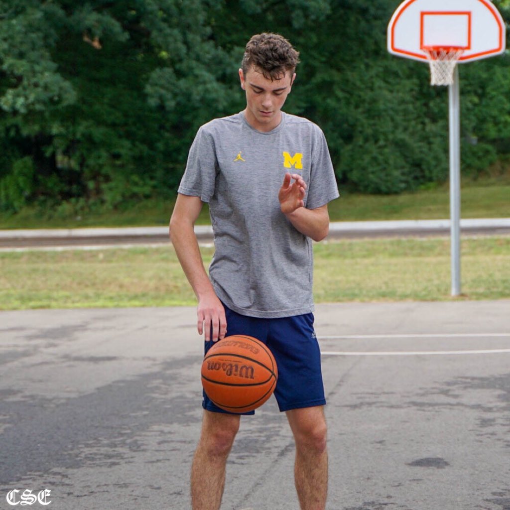 CourtSide Eye tweet media