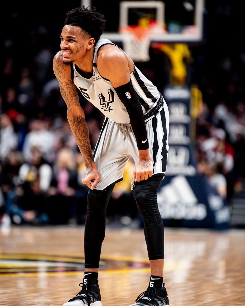 mitchelcontelex's tweet photo. Mais jogos atingindo dígitos duplos em rebotes por armadores dos Spurs: 

1. DEJOUNTE MURRAY- 11 
2. Johnny Moore- 9
3. Tony Parker- 4
3. Rod Strickland- 4

Ele também se junta a Parker e Moore como únicos PGs da história da franquia a conseguir um jogo de 20pts/10reb

#GoSpursGo https://t.co/URowGFasWn