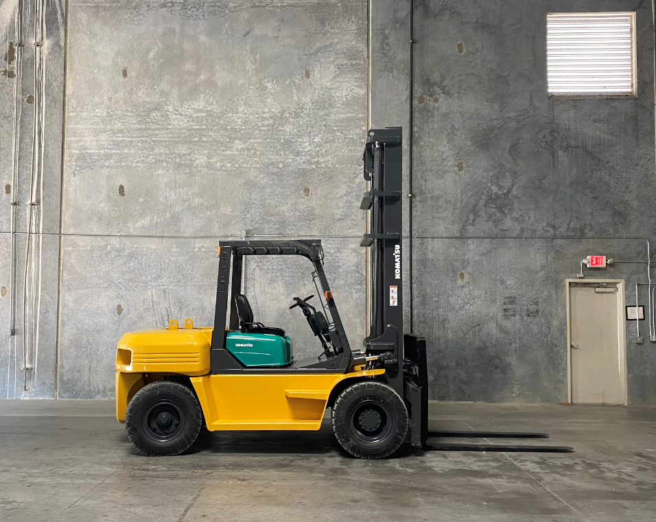 AlaraLogistics's tweet photo. 8 ton Komatsu forklift added to the ALARA family https://t.co/3UD60SzNTl
