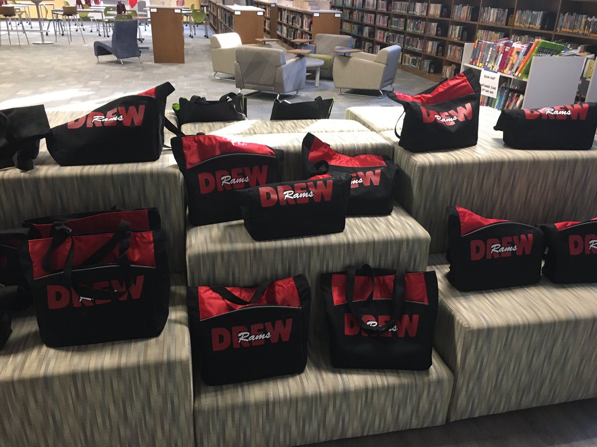 Welcoming our new teachers to Drew! @dmsrams <a href="/SCPSchools/">Stafford Schools</a>