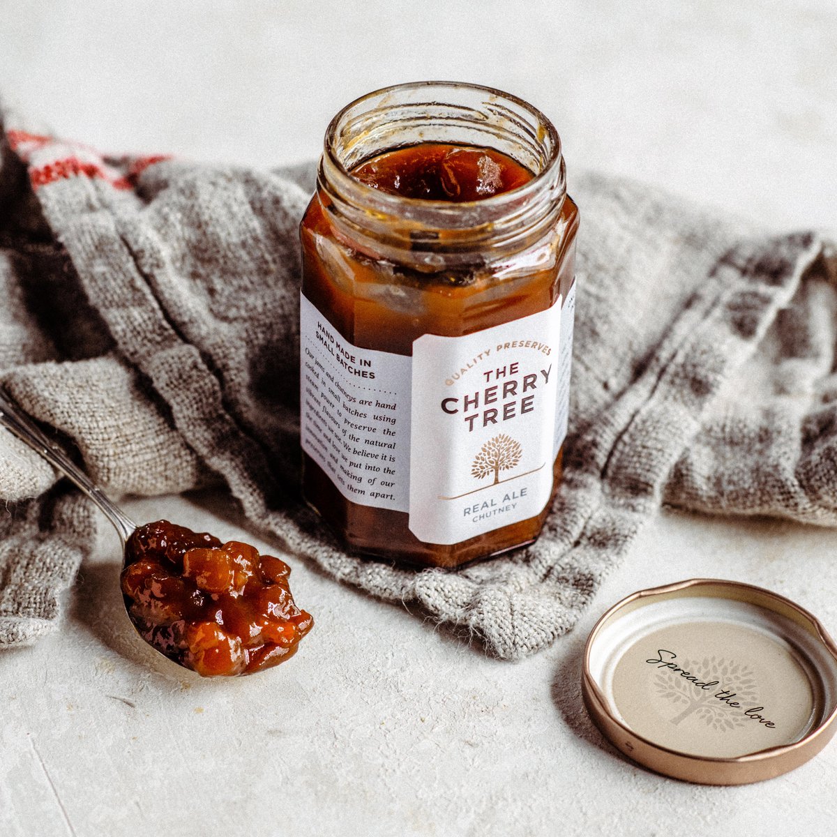 This #InternationalBeerDay and we can't resist giving you the chance to get your hands on our Real Ale Chutney 🍻

Simply retweet and follow to #WIN this #FreebieFriday!

ENDS 14.08.20 Ts&amp;Cs apply.