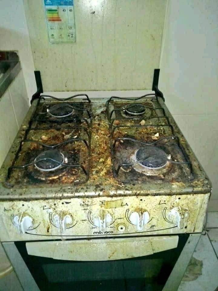 repolocos1's tweet photo. 👨 : Sayang nikah yuk?
👧 : Tapi aku gak bisa masak sayang.
👨 : Gpp, aku juga gak tau kerja:) https://t.co/1kTNZvG7HR